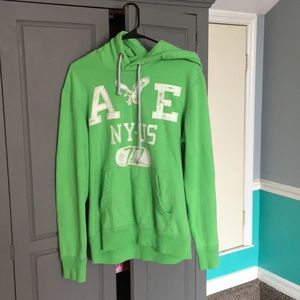AMERICAN EAGLE SWEATSHIRT